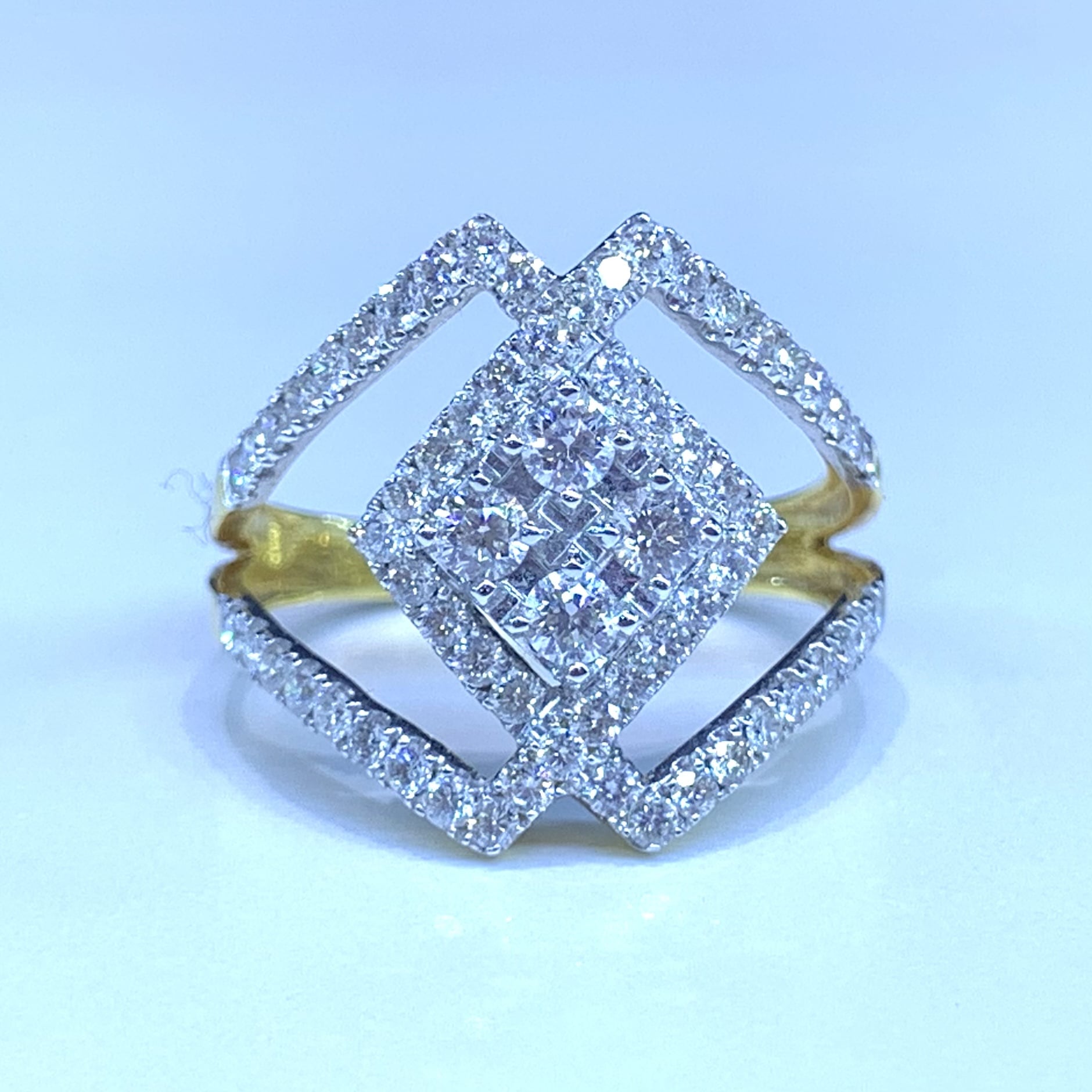 แหวนเพชรทรงเหลี่ยม