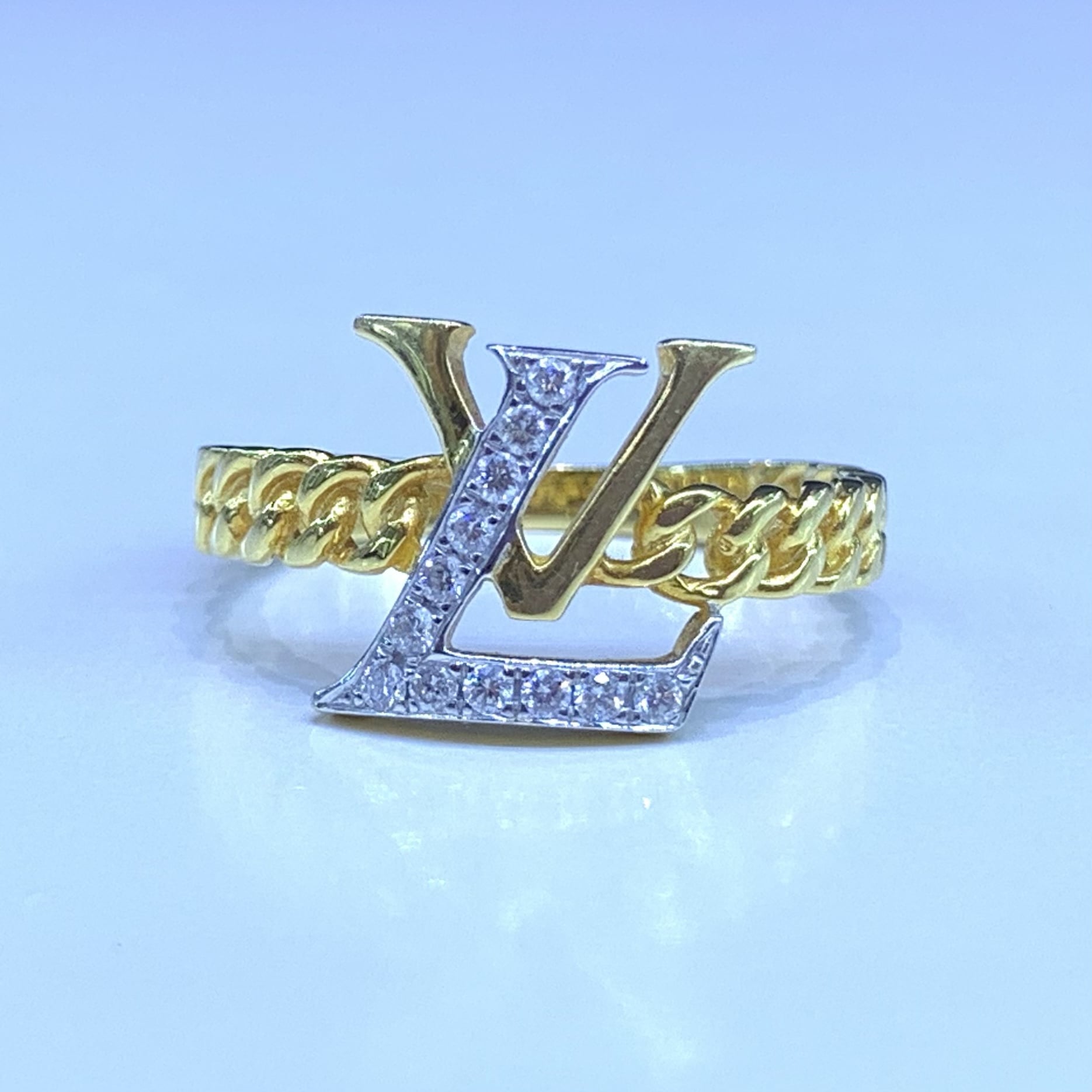 แหวนLV