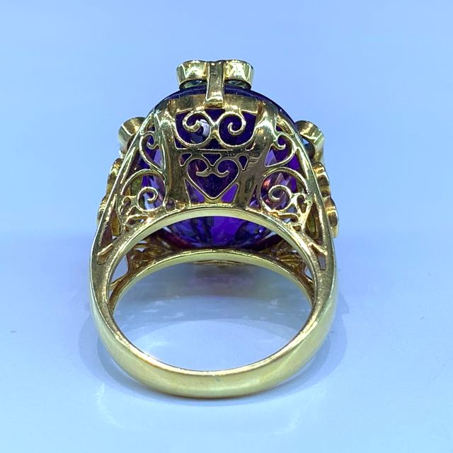 แหวนพลอยอเมทีส